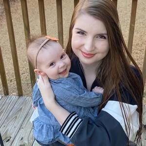 Meet your Posher, Emily